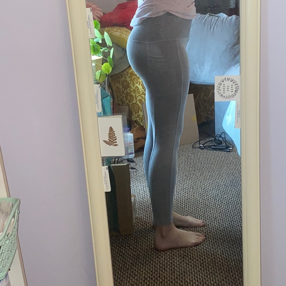 NOT FOR SALE Set of 3 Sweatshirt Project Capri Leggings